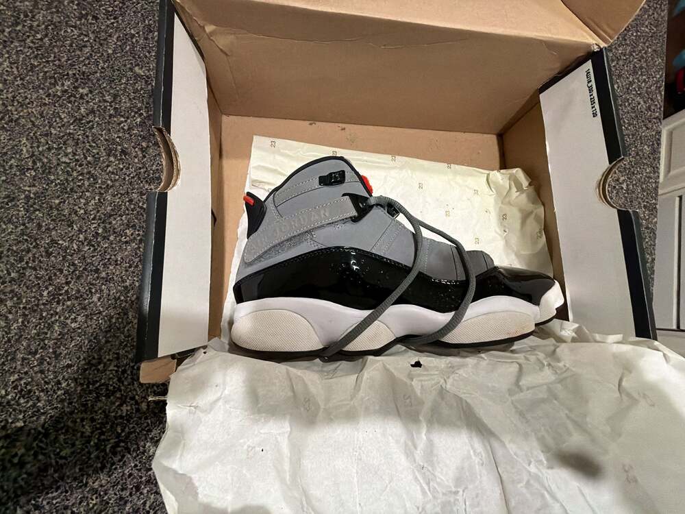 Jordan 6 Rings 'Light Graphite' Sneakers - Picture 6 of 7